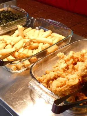 Buffet trays of chips and pakoras
